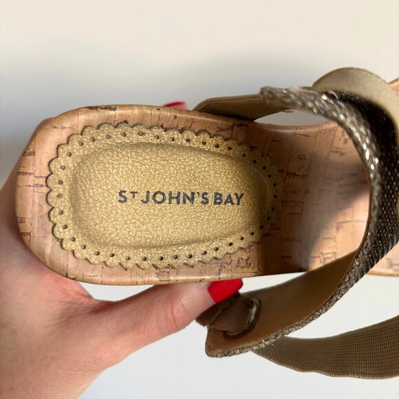St. John’s Bay SJB Ante Gold Wedge T-Strap Sandals Size 5 Boho Casual Metallic - Picture 7 of 13